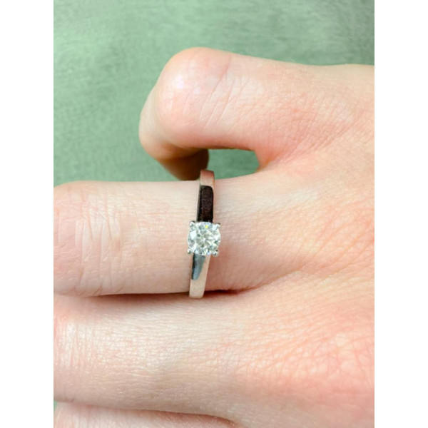 Δαχτυλίδι μονόπετρο λευκόχρυσο 9Κ ΔΧΛ114